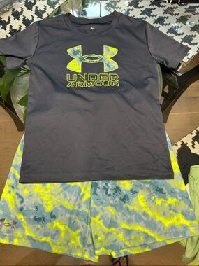 Under Armour Black Tee with Neon Yellow Camo Logo